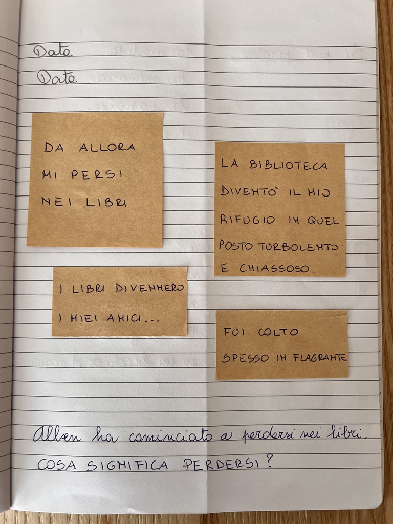 Attività di scrittura con i posti it.
