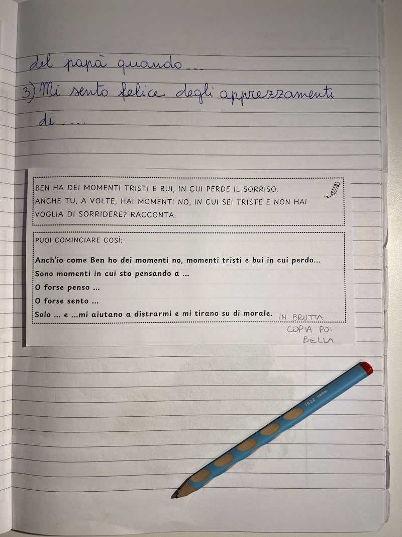 PAGINA DI QUADERNO CON LA PROPOSTA DI SCRIVERE UN TESTO