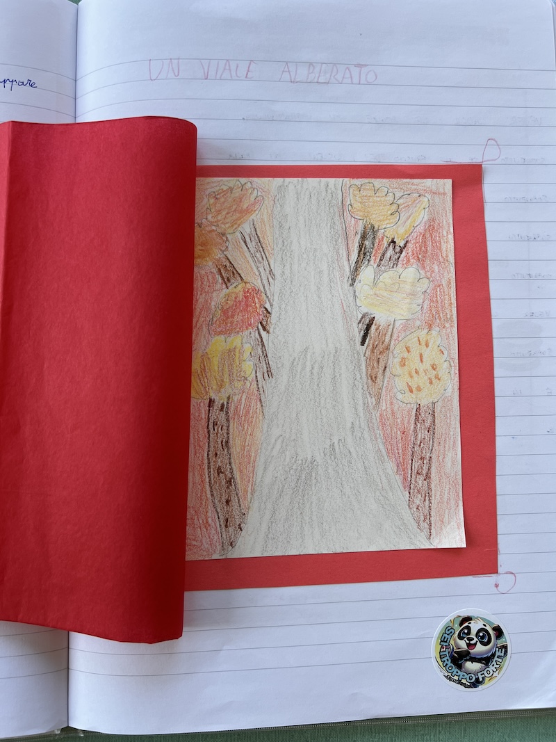 UN VIALE DAI DELICATI COLORI